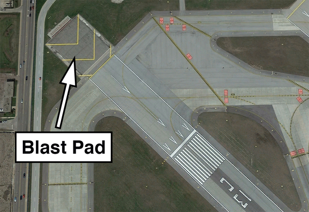 The blast pad at Chicago’s Midway International Airport (KMDW) for runway 13 center. (Google Earth)